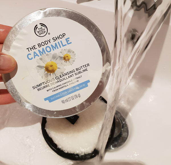The Body Shop camomile cleansing butter with Face halo